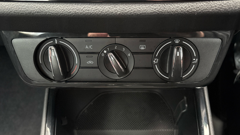 Skoda Fabia 1.0 MPI 80 Colour Edition 5dr Petrol Hatchback